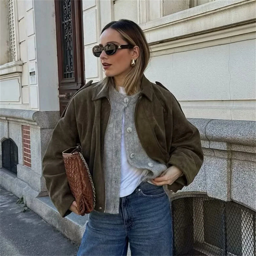Elegante und Vintage Bomberjacke im Militärstil