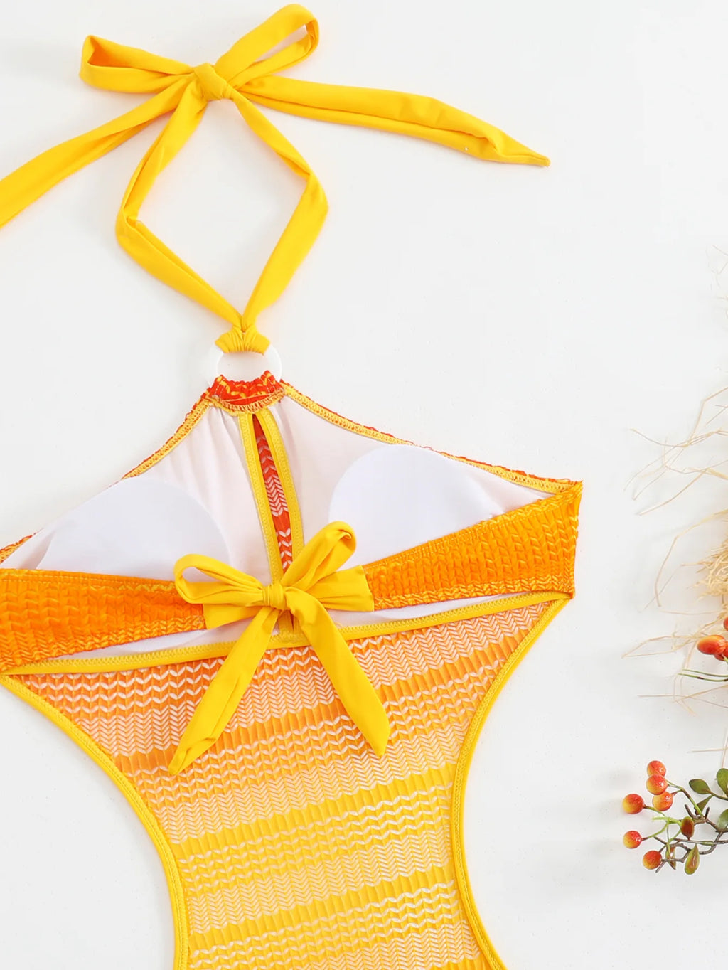 Bikini bandeau taille haute à découpes pour femme