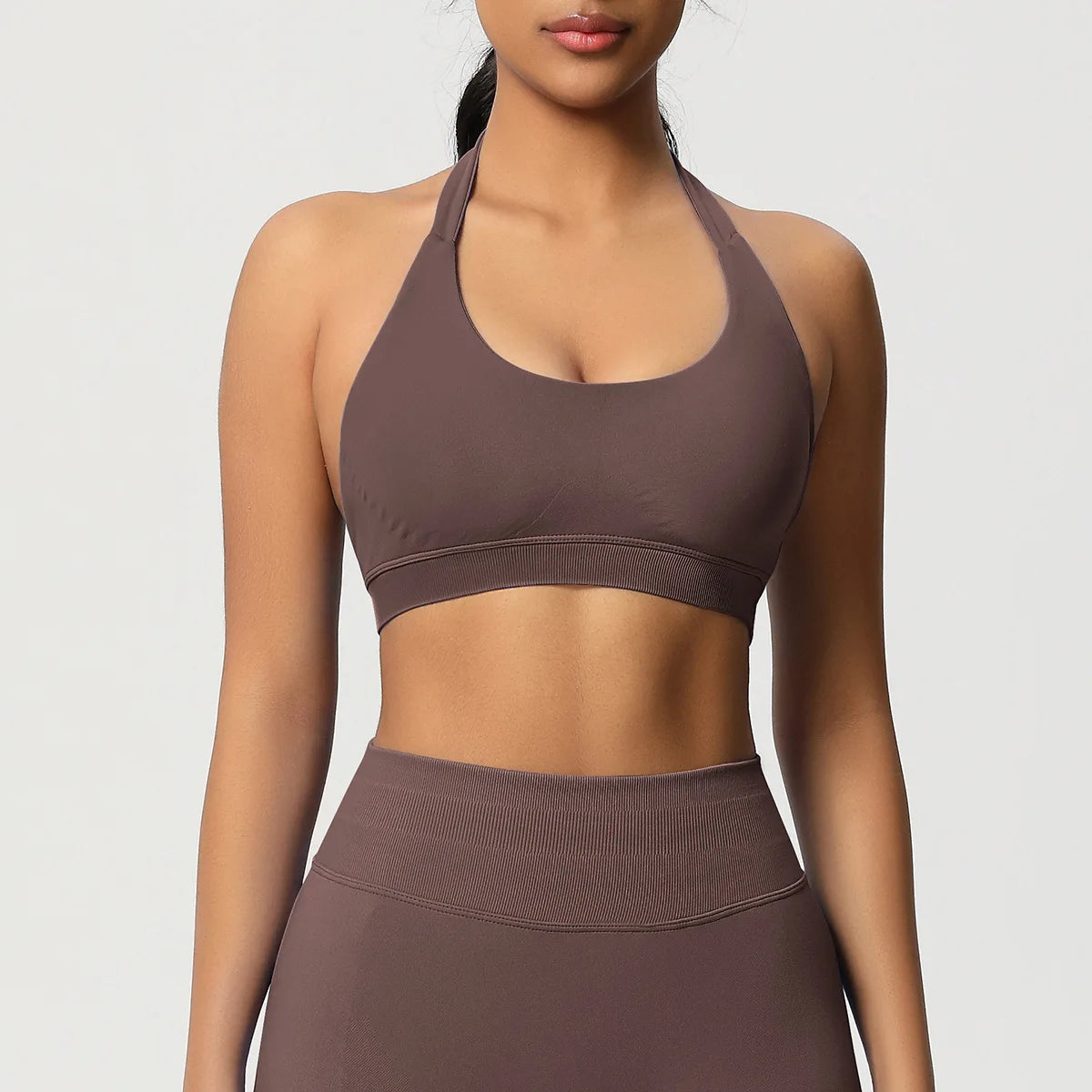Brassière de sport dos nu sans coutures à col halter grande taille