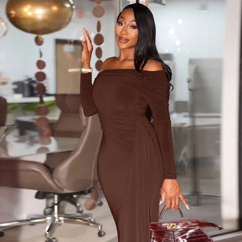 Robe longue maxi asymétrique épaules dénudées à manches longues et ruban