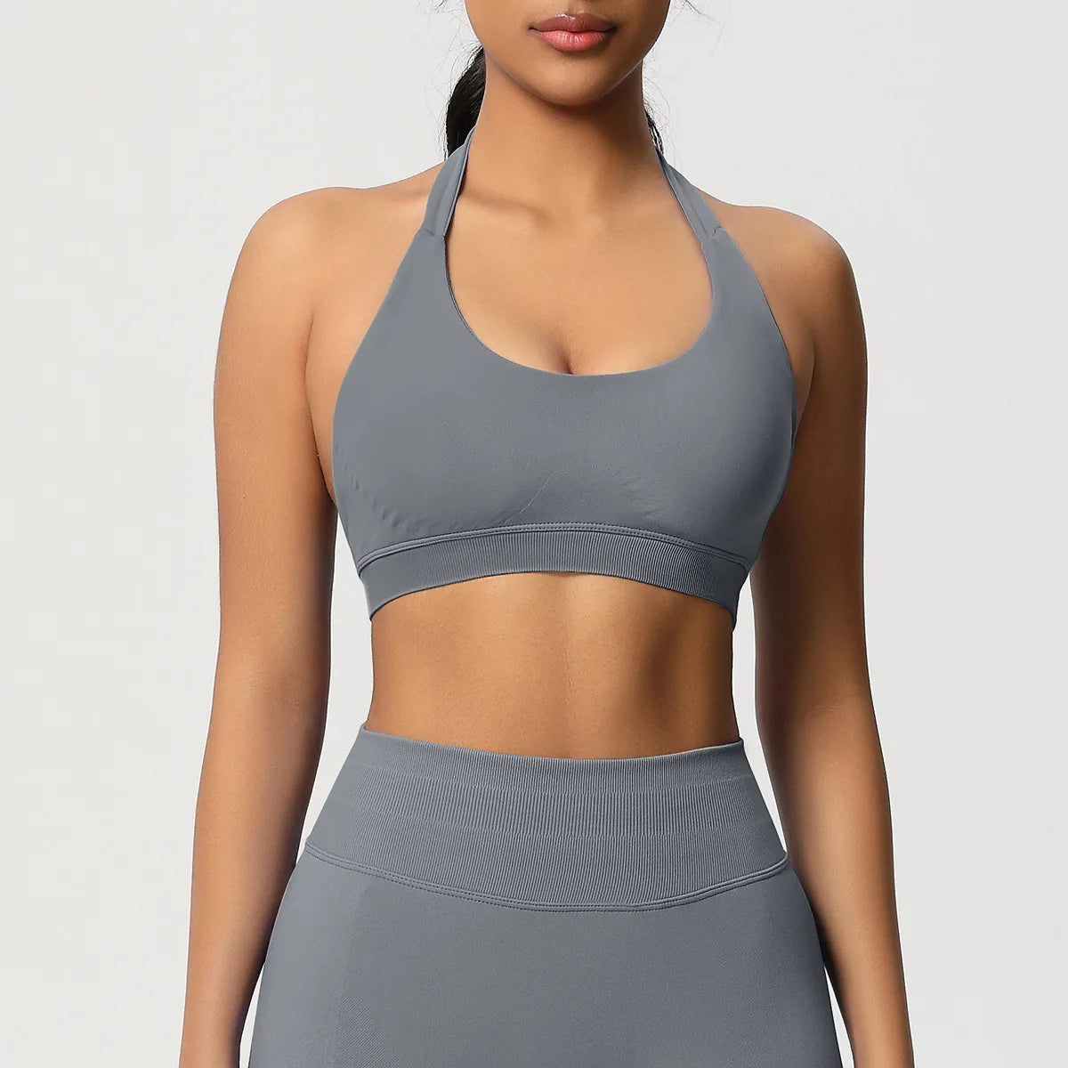 Brassière de sport dos nu sans coutures à col halter grande taille