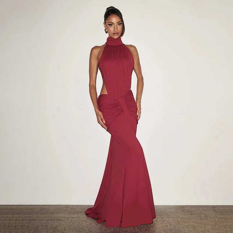 Elegantes langes Kleid mit hohem Kragen und Rückenausschnitt, ärmellos, einfarbig