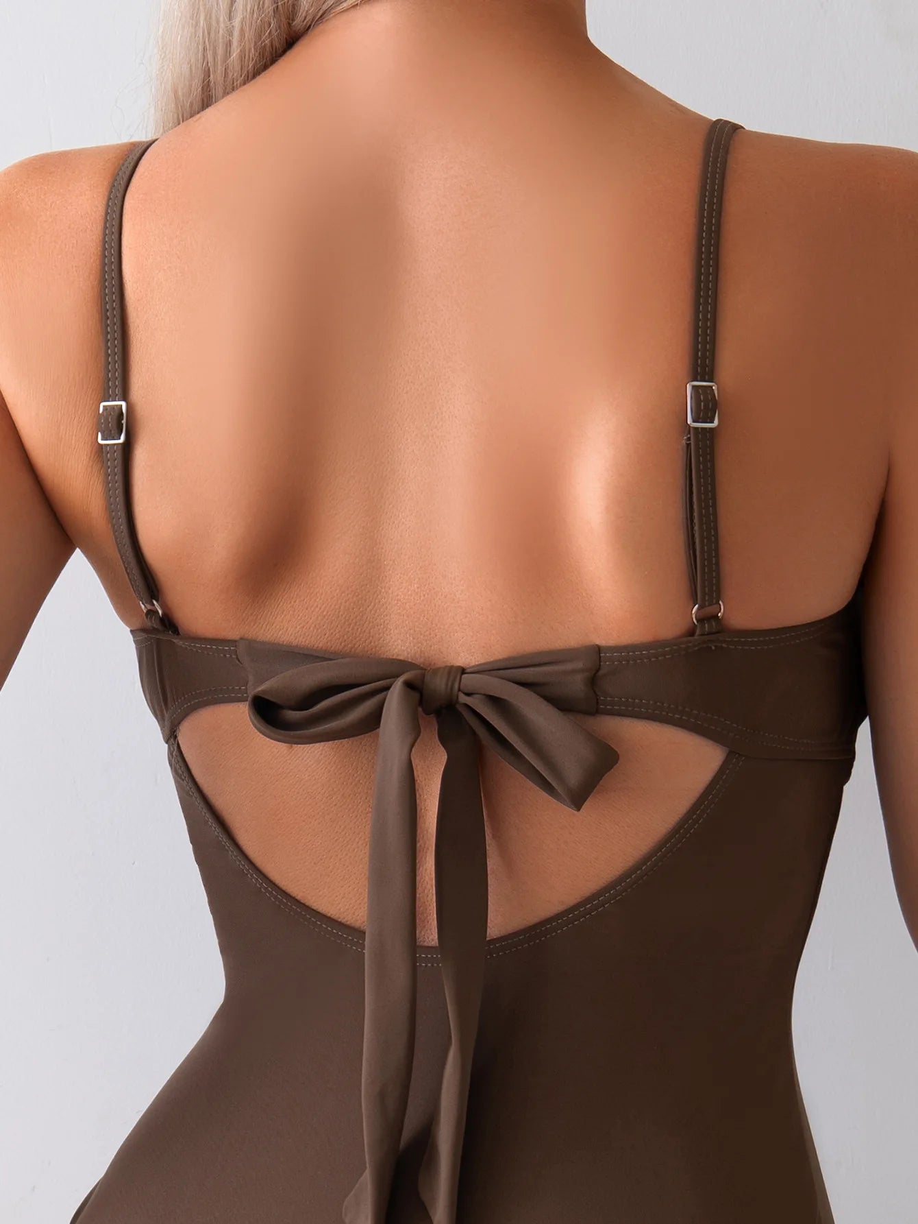 Maillot de bain 1 pièce uni pour femme – séchage rapide, respirant, dos nu, coussinets amovibles