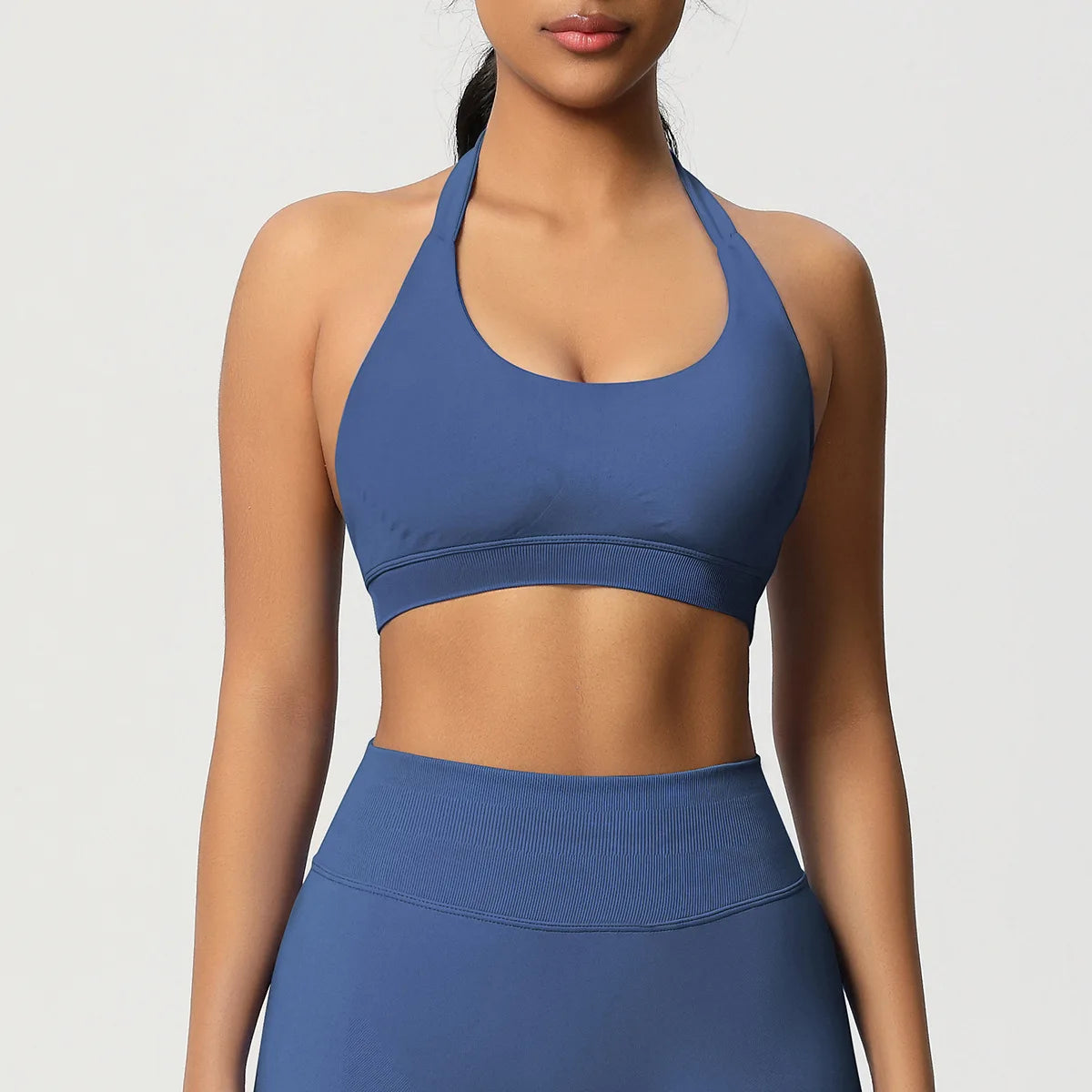 Brassière de sport dos nu sans coutures à col halter grande taille