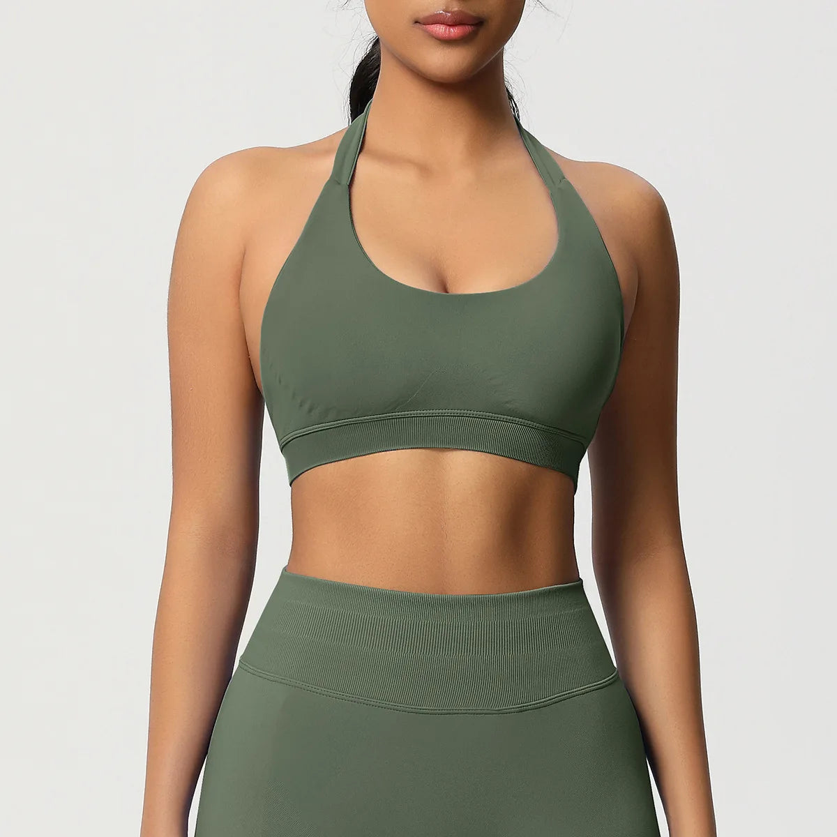 Brassière de sport dos nu sans coutures à col halter grande taille