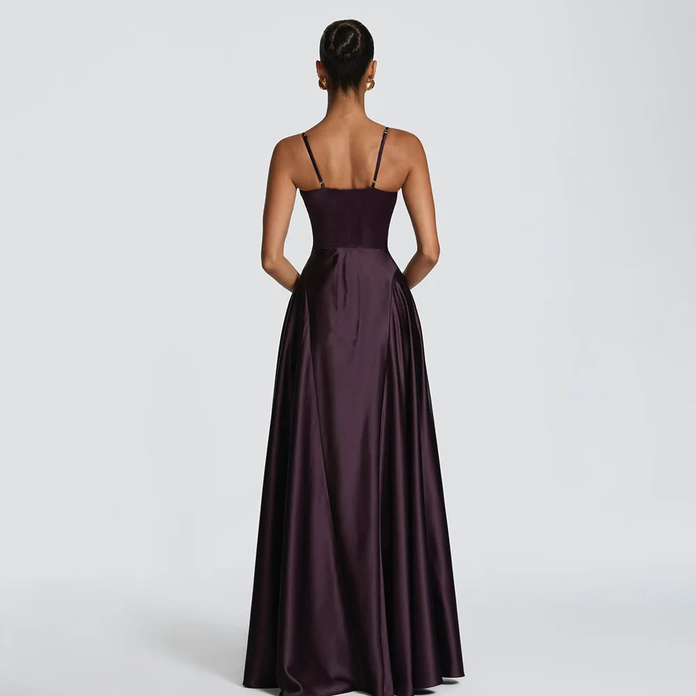 Robe longue moulante à fines bretelles pour femme