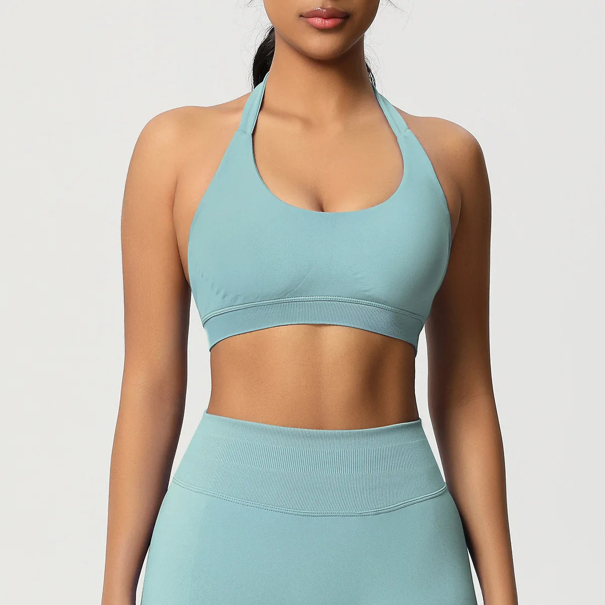 Brassière de sport dos nu sans coutures à col halter grande taille