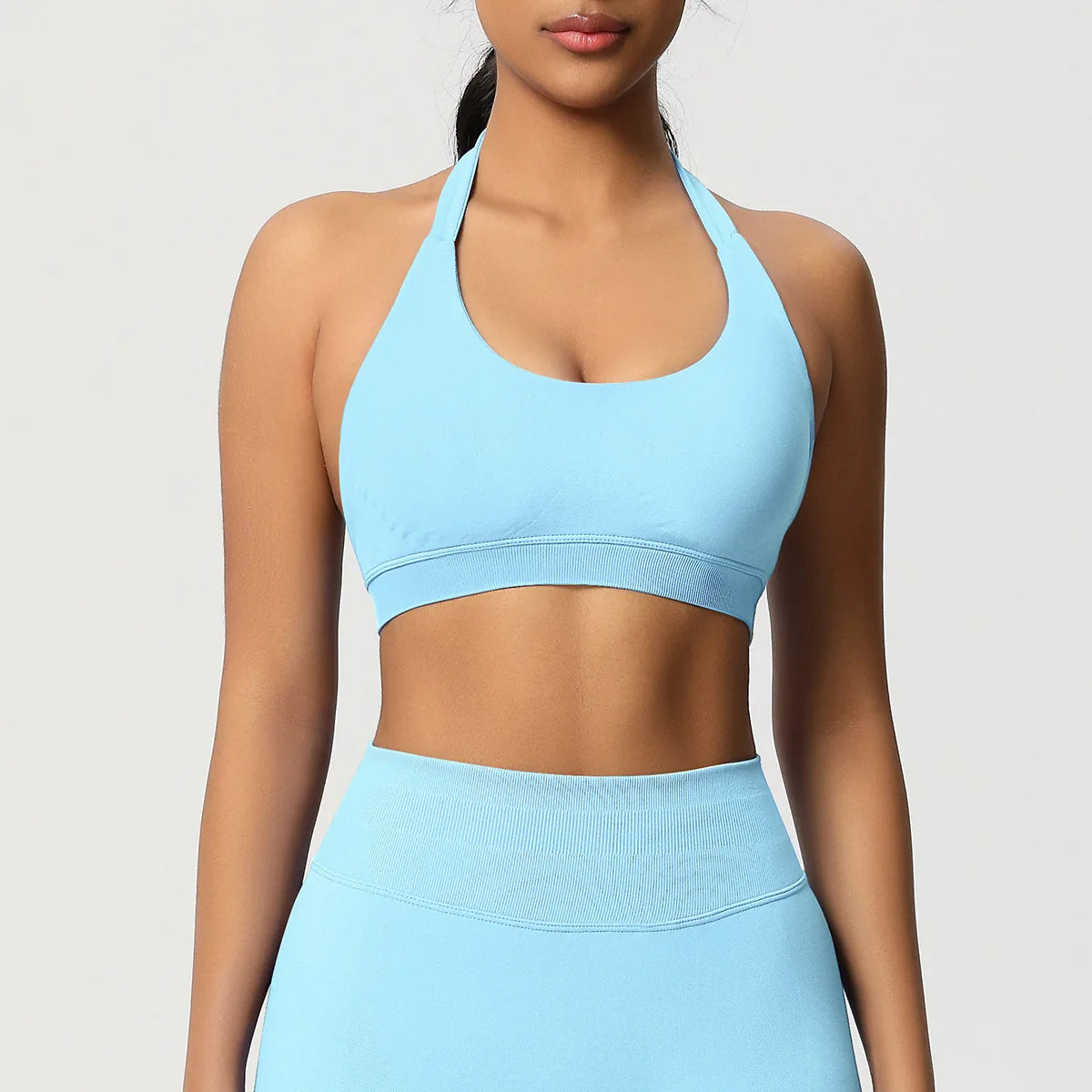 Brassière de sport dos nu sans coutures à col halter grande taille