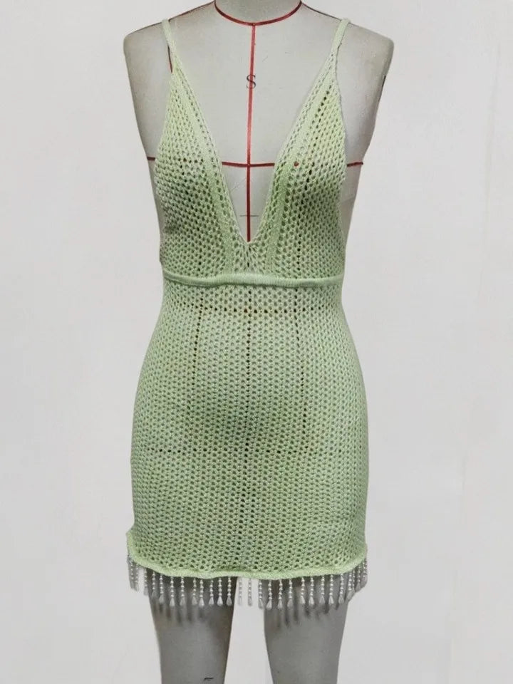 Robe de plage ajourée en crochet avec franges et col V