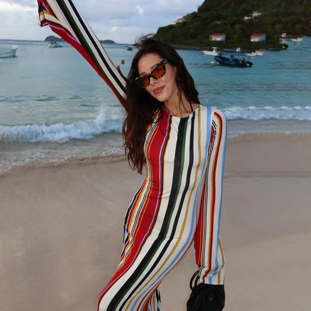 Robe Maxi Beach Demoiselle à Manches Longues, Rayée et Élégante pour Femme – Style Décontracté et Chic