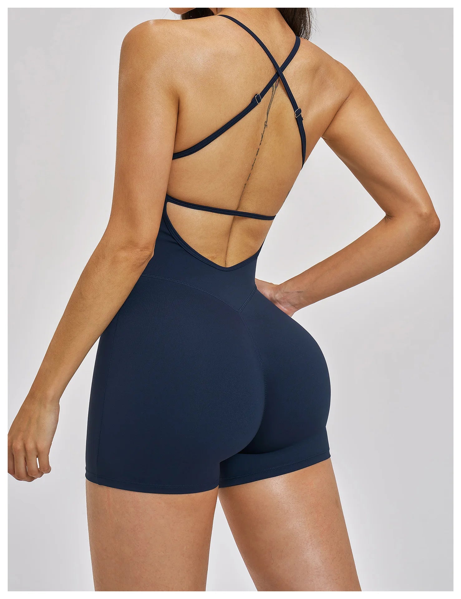 Combinaison de yoga femme dos nu avec bretelles croisées et coussinets de maintien