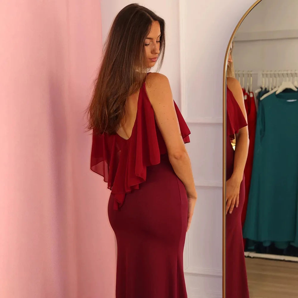 Robe longue maxi à fines bretelles, coupe élégante et volantée