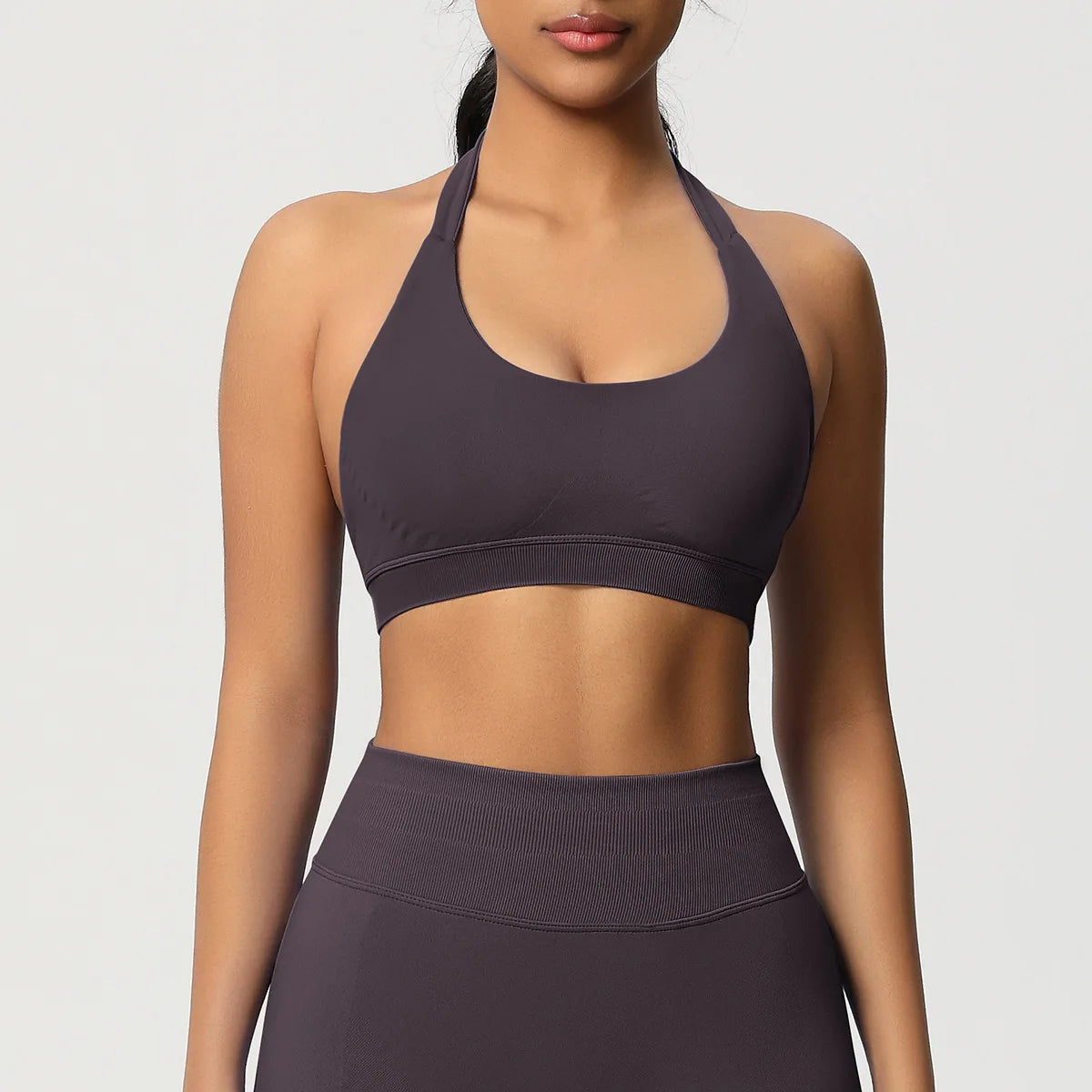 Brassière de sport dos nu sans coutures à col halter grande taille