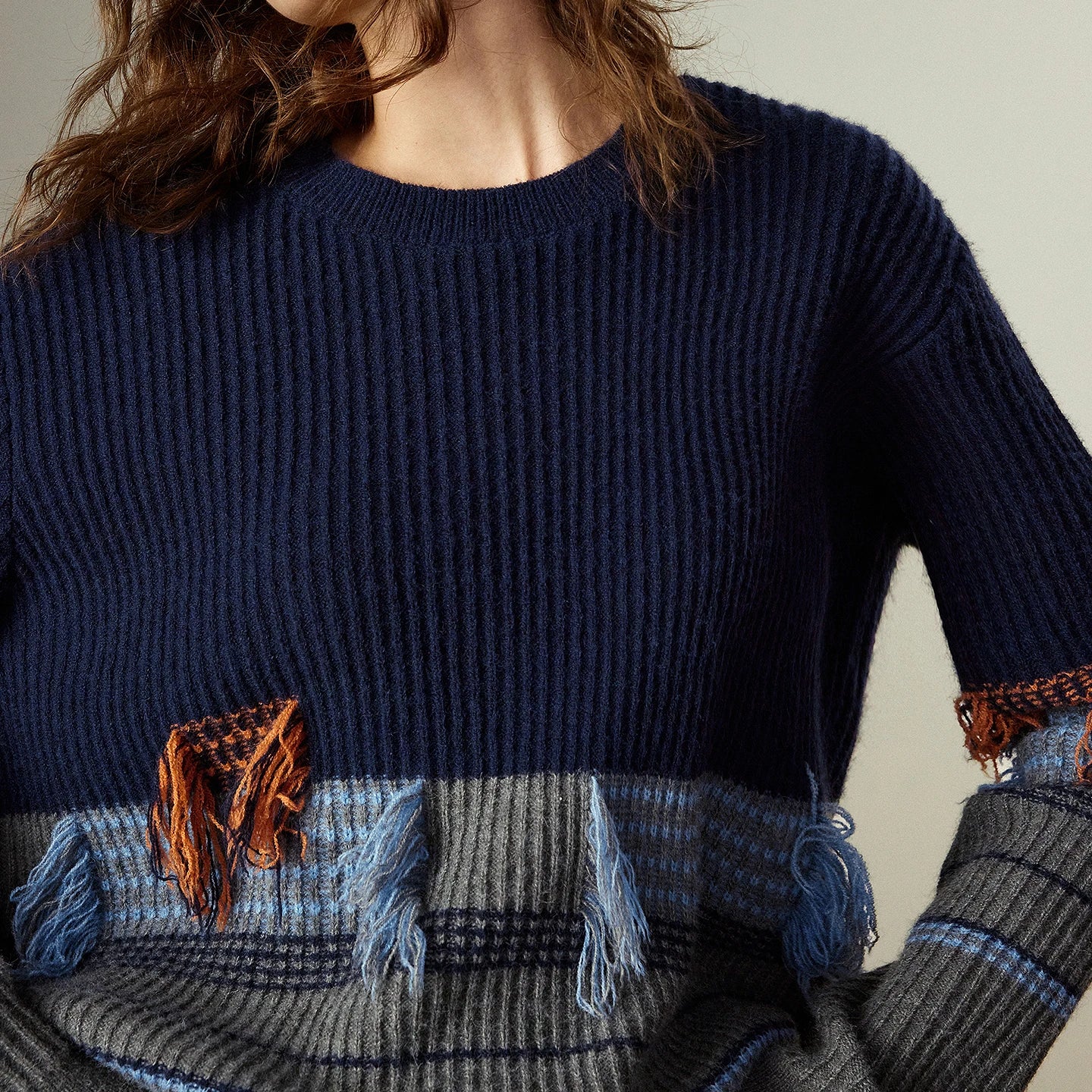 Pull Femme – Style Nomade Rétro, Détails Frangés Color-block, Polaire Arctique Épaisse et Douce