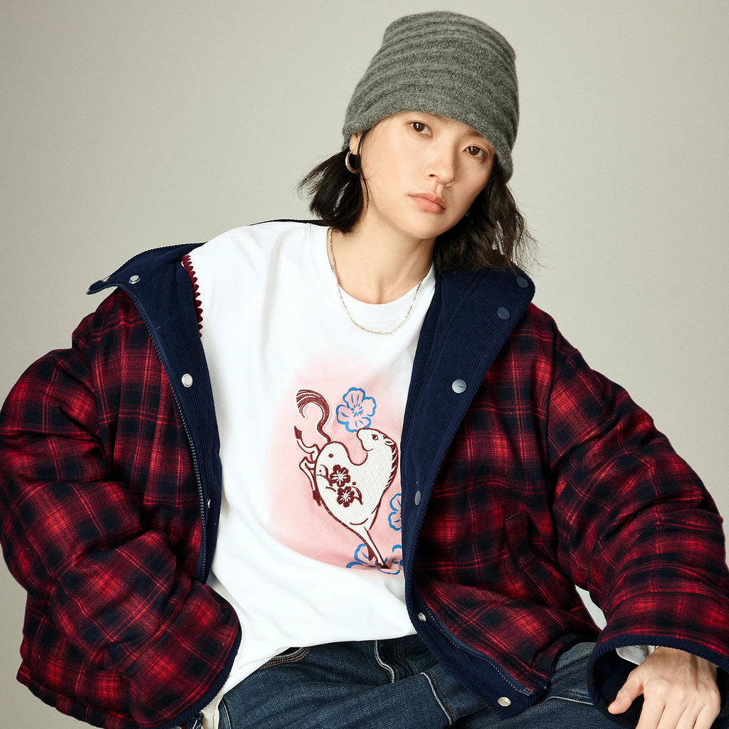 Damen-Hoodie – Verspielte Stickereien, hochdichte Baumwolle, Komfort und moderner Stil