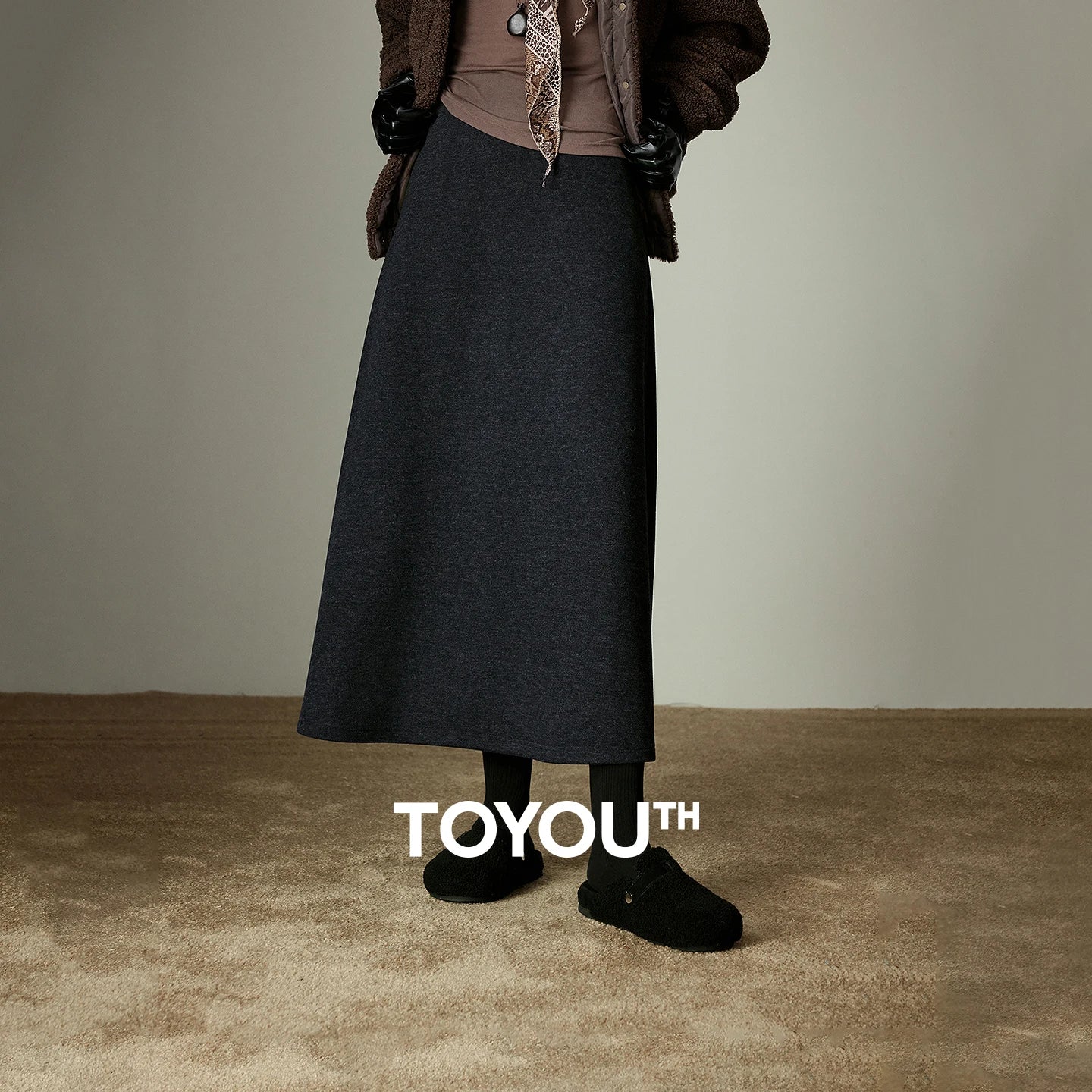 Jupe Midi Noire Femme – Taille Élastique, Coupe Évasée Parapluie, Laine & Acétate Élégante