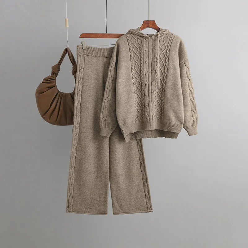 Loose-fitting winter knit set with hat