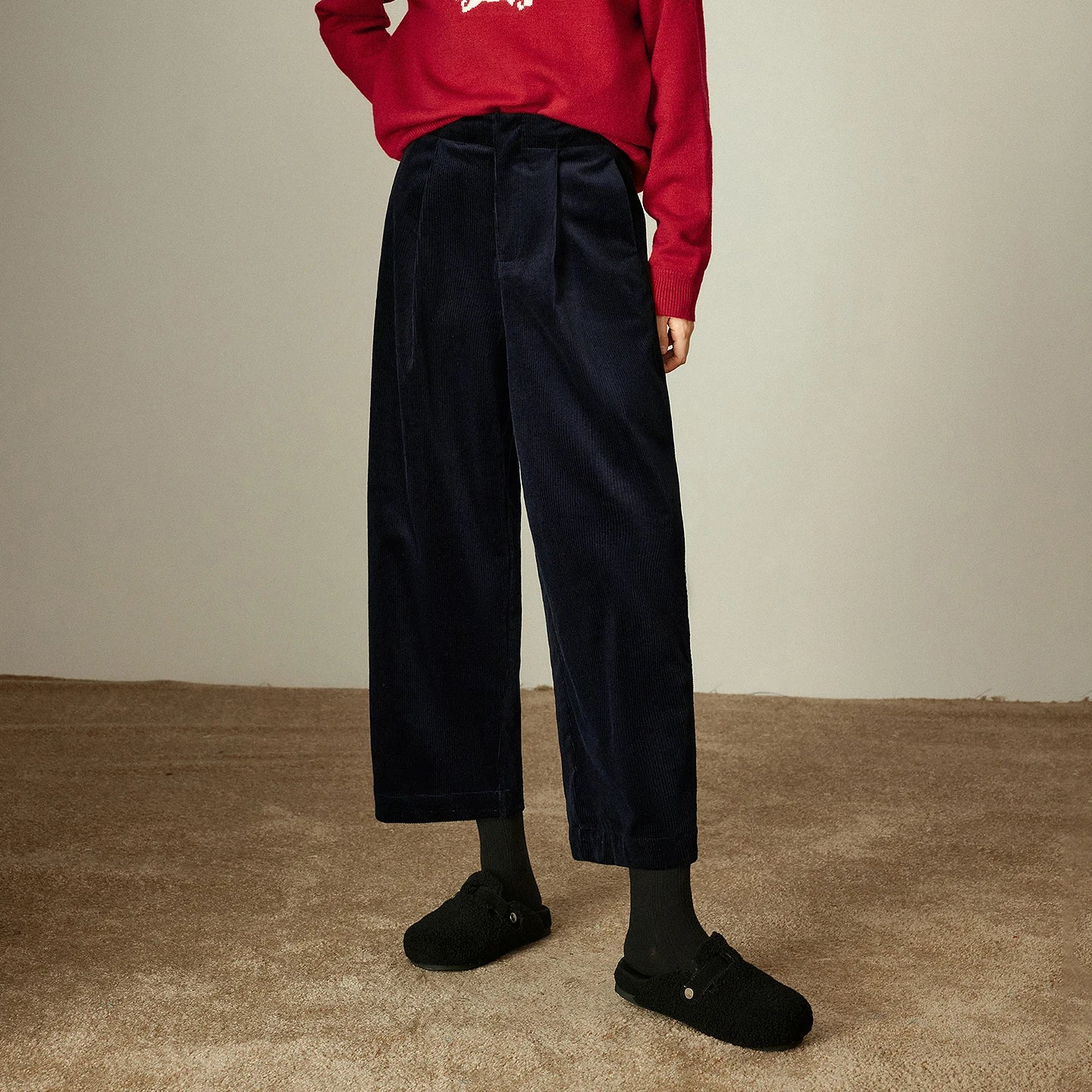 Pantalon Femme – Velours Côtelé Plissé, Coupe Banana Rétro, Effet Gainant et Cache-Hanches