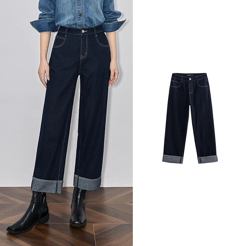 Jean femme coupe droite large longueur cheville avec ourlet retroussé