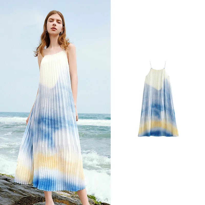 Women's sleeveless dress with spaghetti straps and gradient pattern