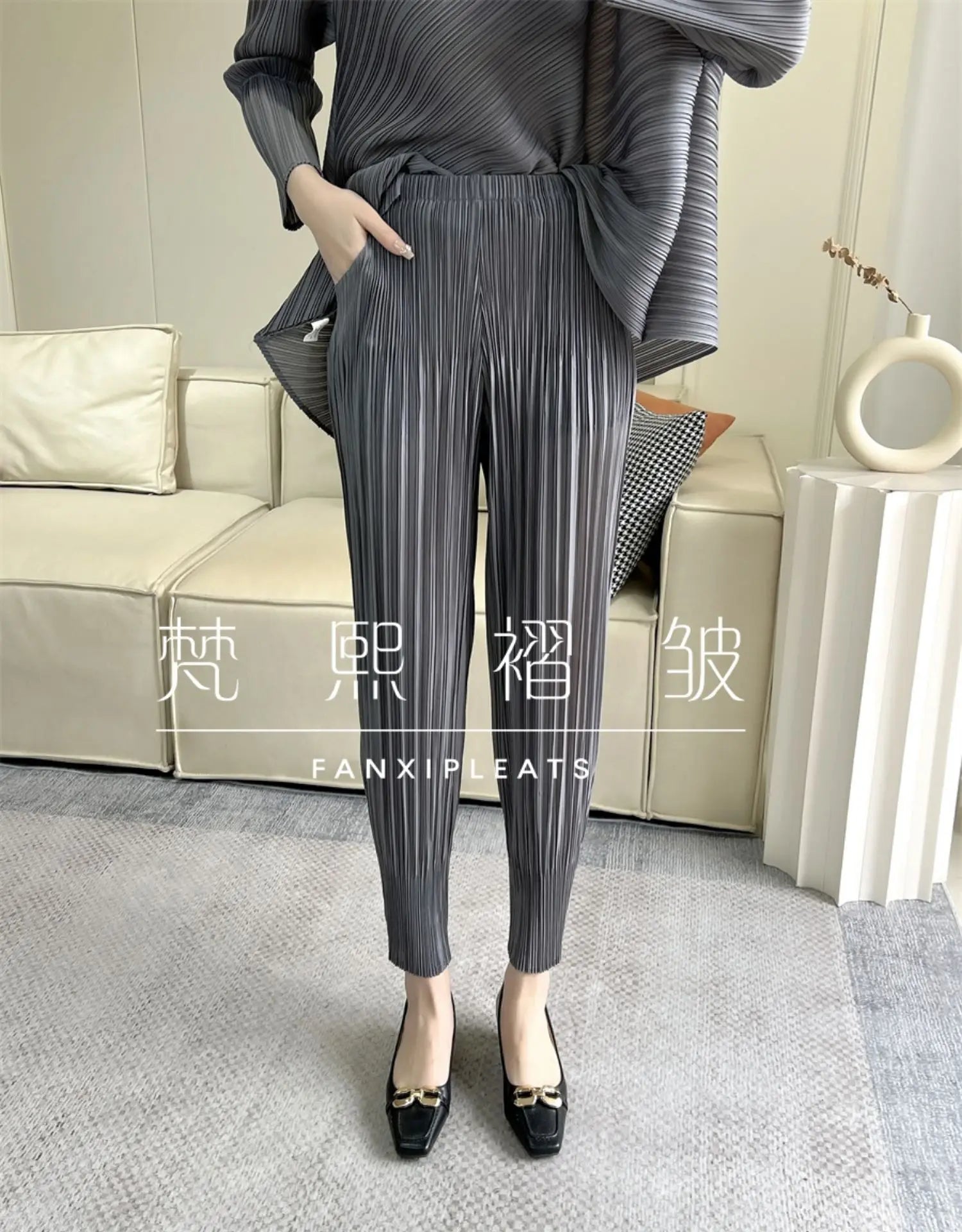 Miyake Pleated Pants Spring 2025 New Women's Solid Color Basic Elastic Waist Small Foot Radish Pants Casual And Comfortable