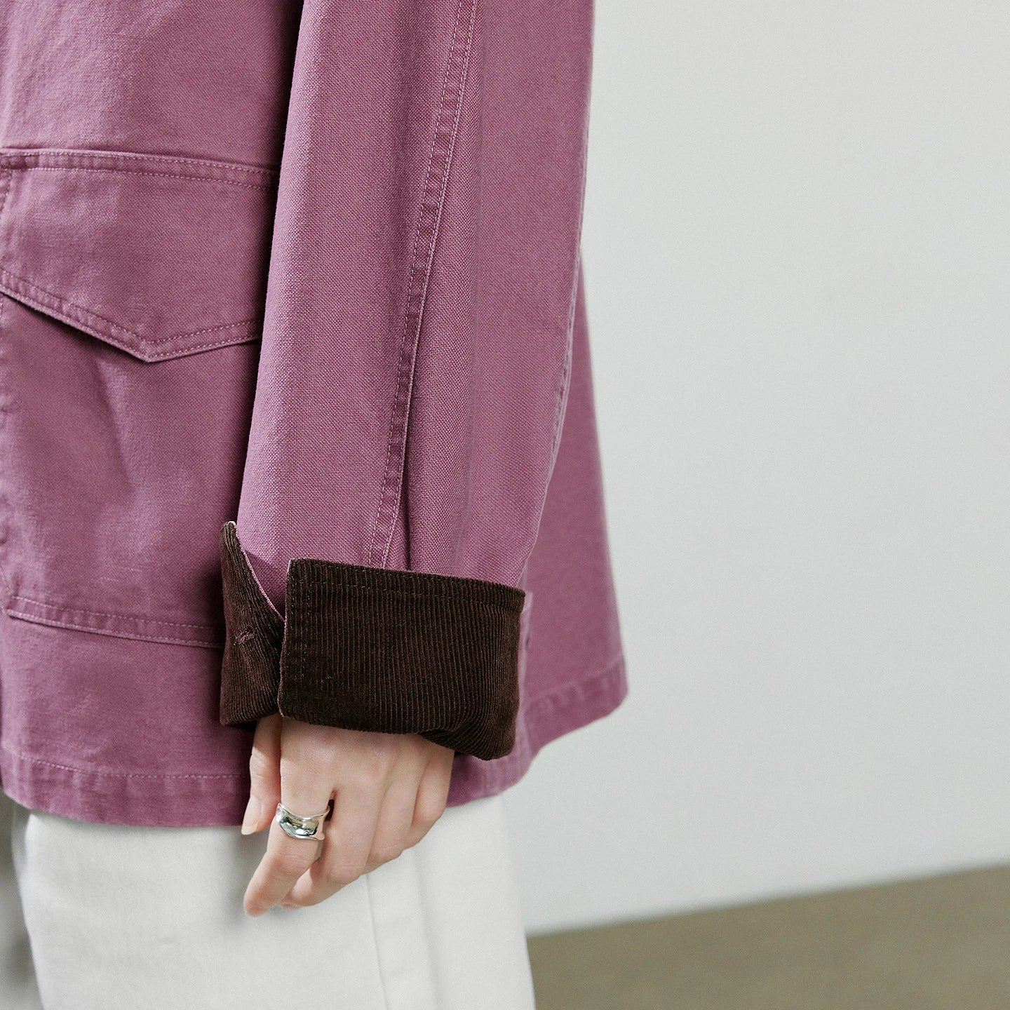 Damenmantel – Asymmetrischer Midirock-Schnitt, reine Baumwolle, Kontrastnaht, Himbeerrosa