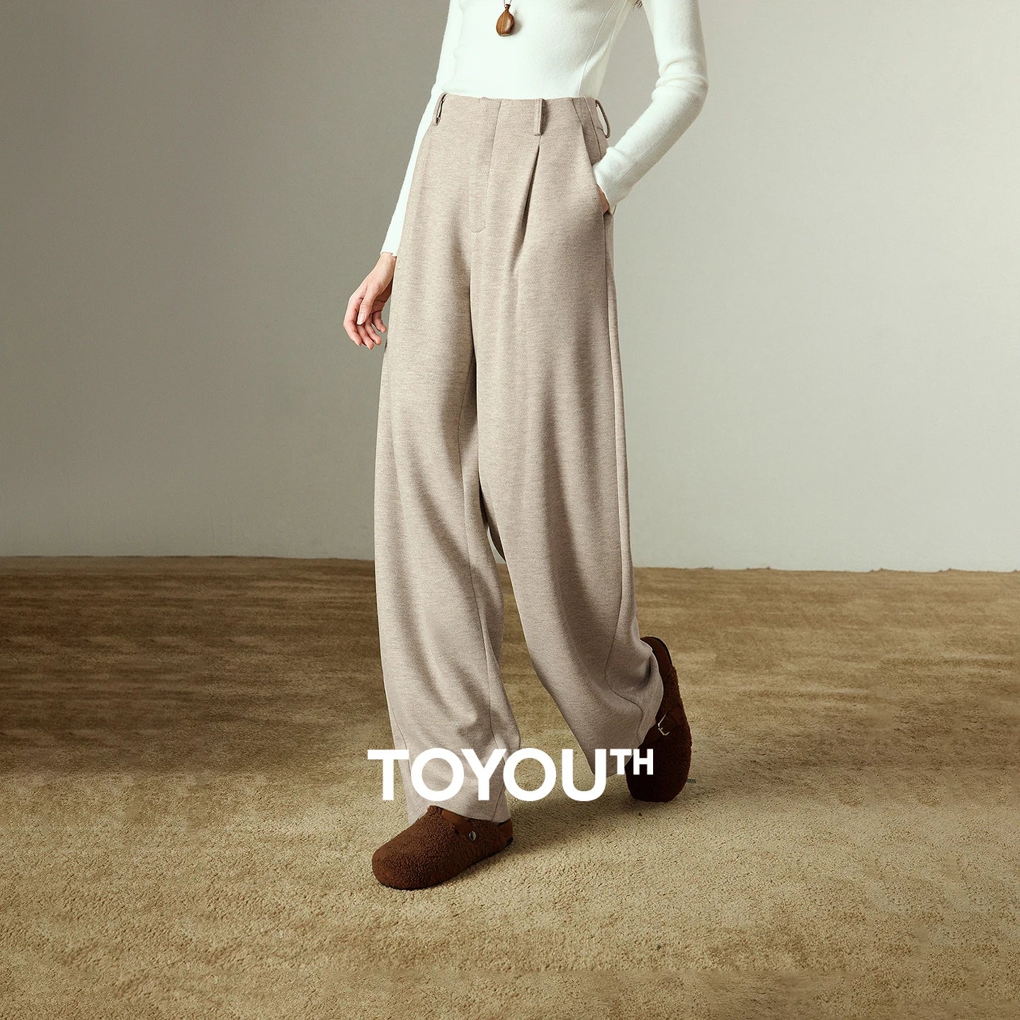 Pantalon Femme “Banana” Retro – Couleur Avoine, Pleine Longueur