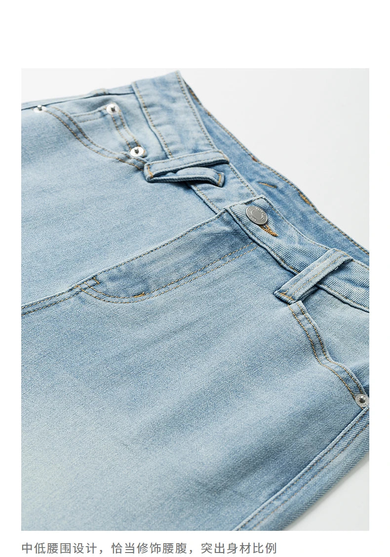 Jean femme coupe droite large avec ourlet retroussé