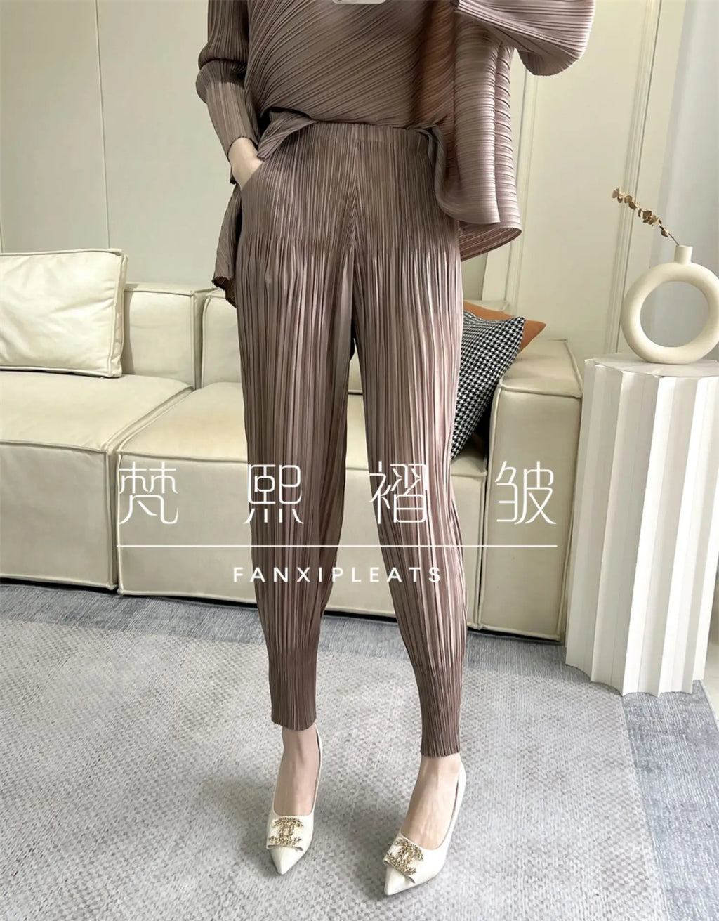 Miyake Pleated Pants Spring 2025 New Women's Solid Color Basic Elastic Waist Small Foot Radish Pants Casual And Comfortable