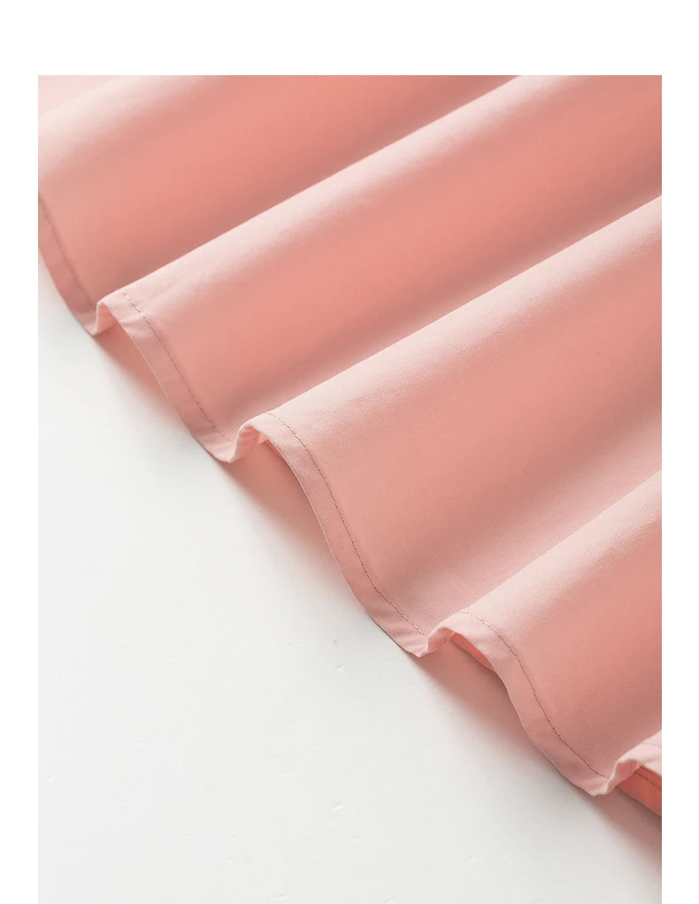 Robe femme élégante d’été coupe fluide chic et féminine