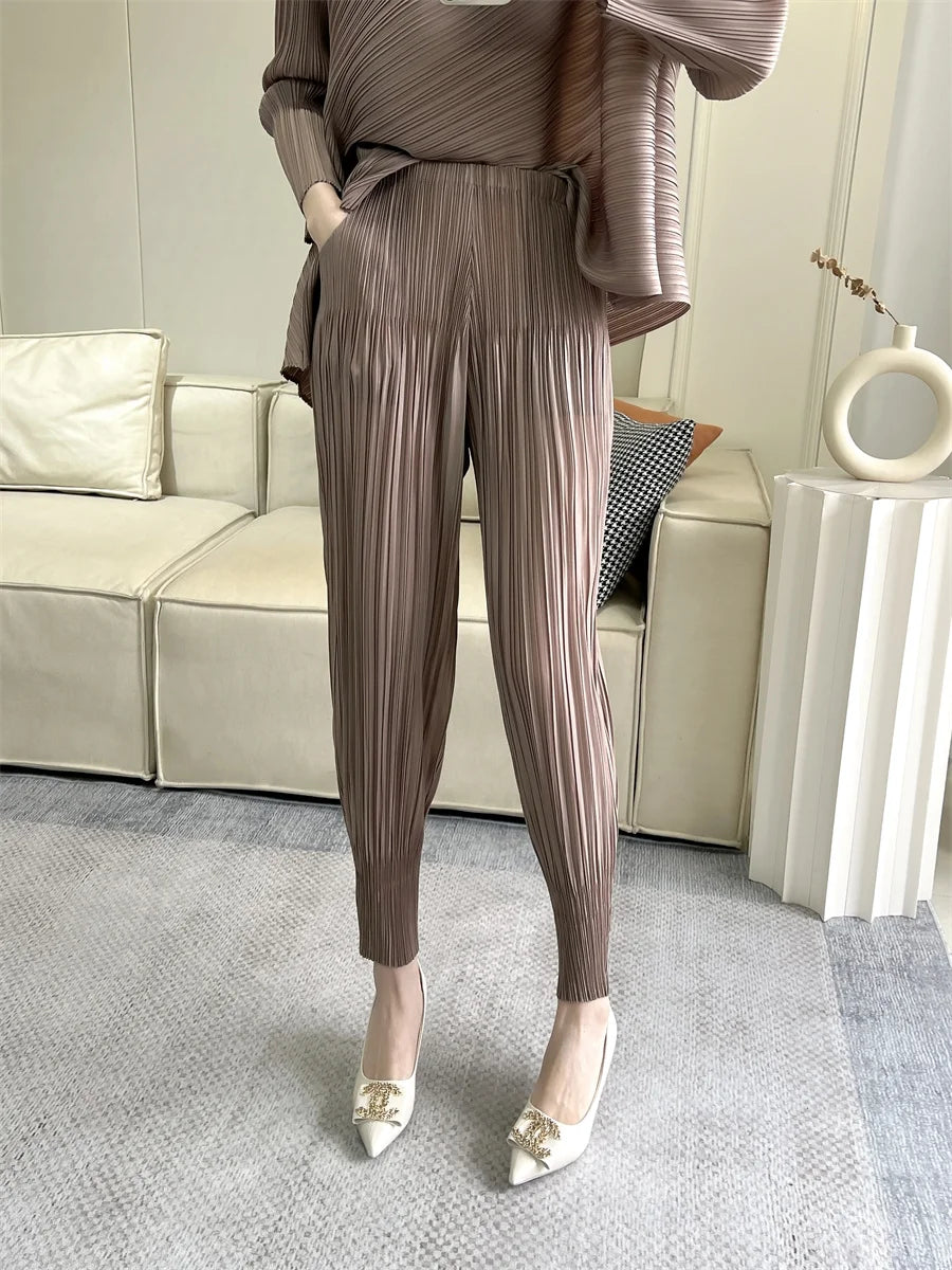 Miyake Pleated Pants Spring 2025 New Women's Solid Color Basic Elastic Waist Small Foot Radish Pants Casual And Comfortable