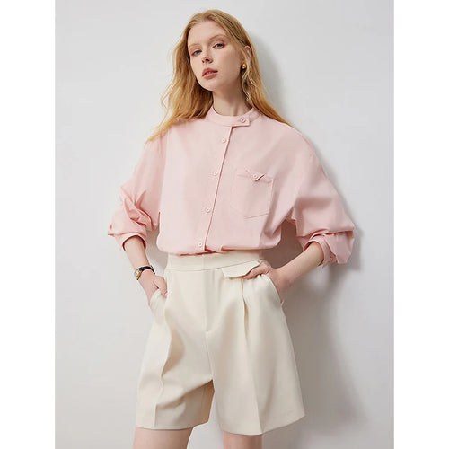 Women's high-neck shirt with pockets