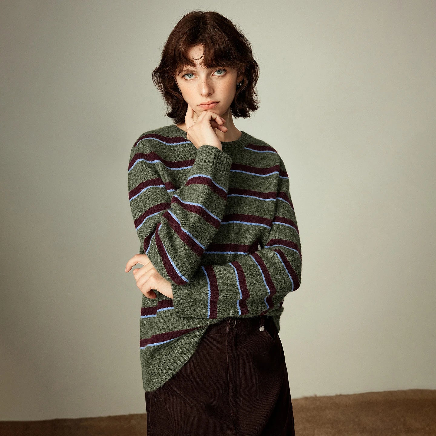 Pull Femme Vintage – Rayures & Broderie Étoile et Cheval, Col Rond