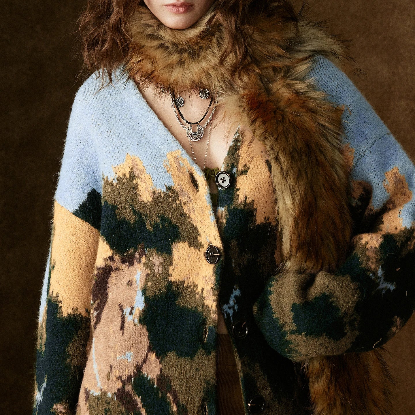 Cardigan Tricoté Femme – Motif Cheval Sauvage Peinture Huile, Col V