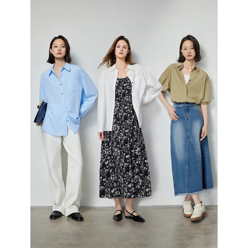 Women's plain shirt with classic collar