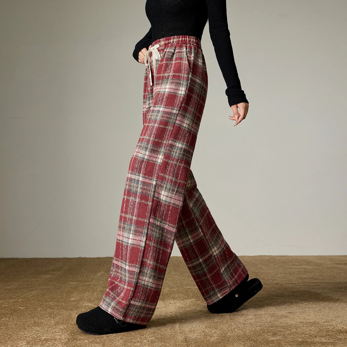 Women's Trousers – High Waist, Slim and Wide Fit, Wool Plaid Pattern