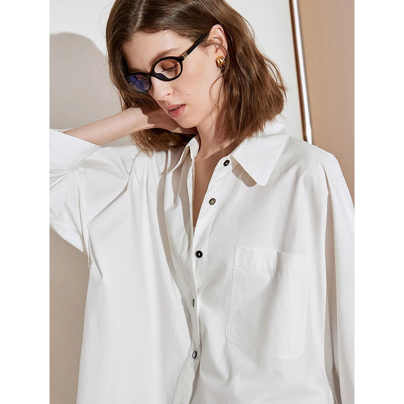 Women's mid-length shirt with 3/4 sleeves – pockets