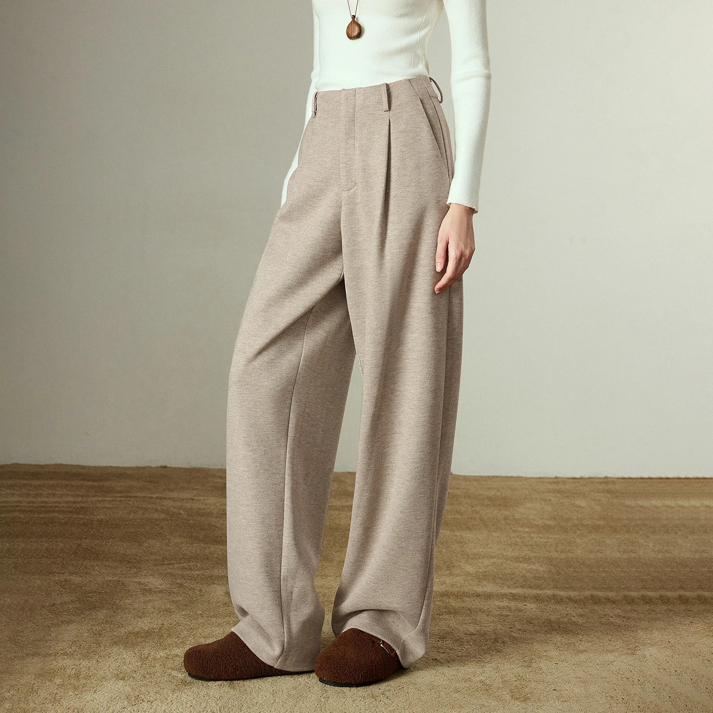 Pantalon Femme “Banana” Retro – Couleur Avoine, Pleine Longueur